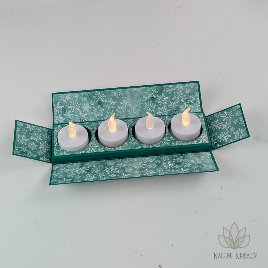 adventskranz elegante tannen und flocken 05